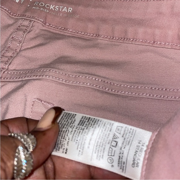 OLD NAVY 14 mid rise - Picture 2 of 2